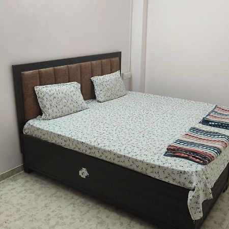 Nain Guest House Ujjain Buitenkant foto