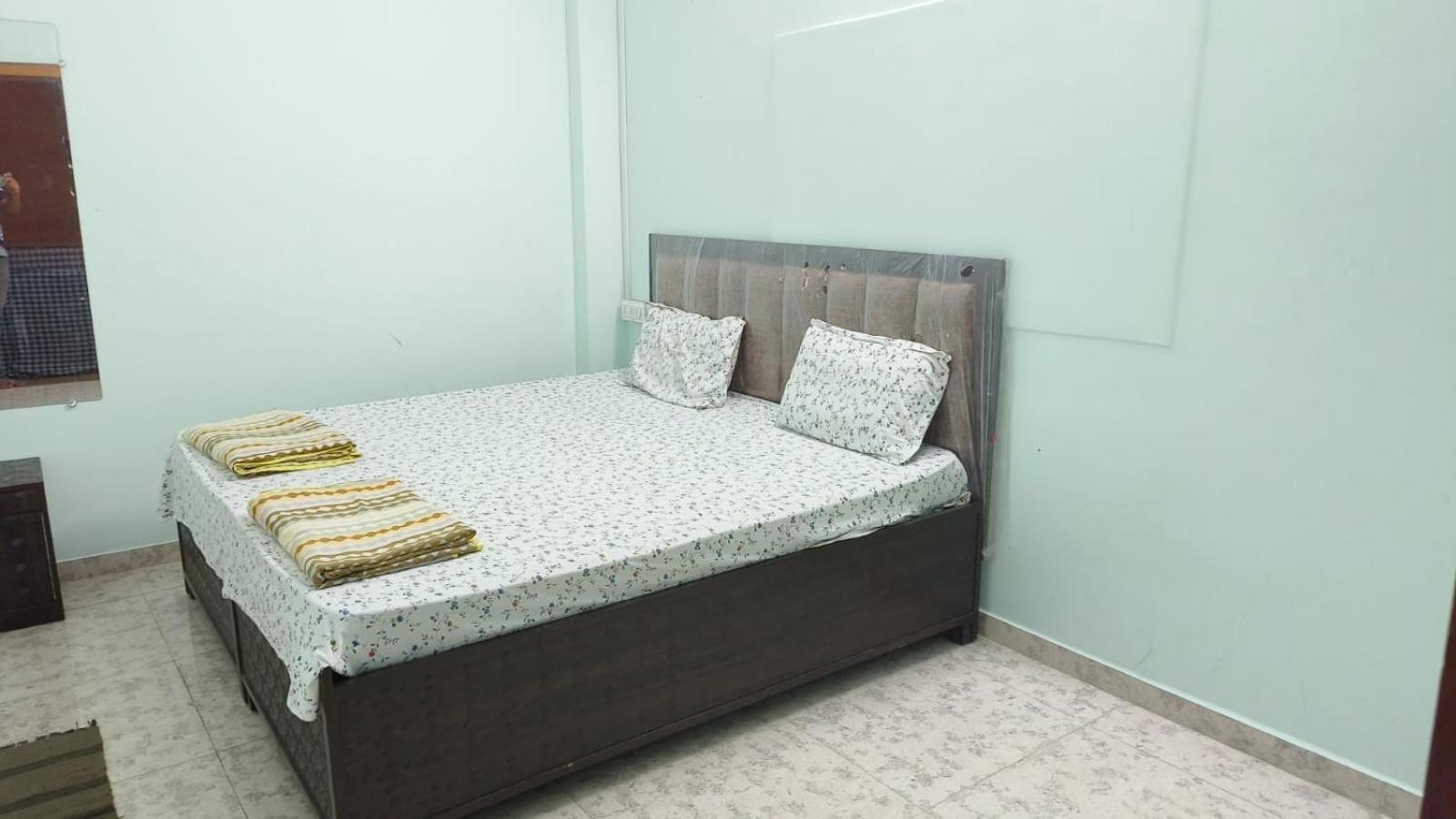 Nain Guest House Ujjain Buitenkant foto